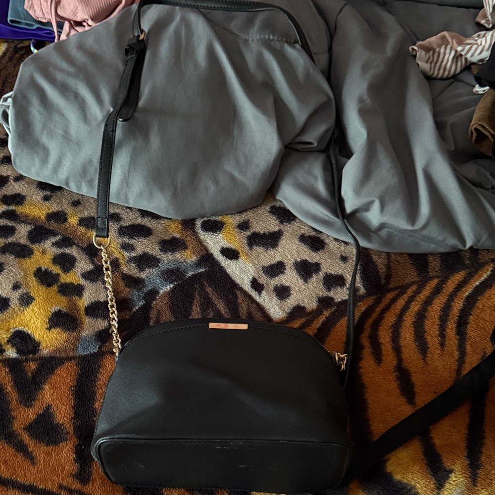 Elegant Black Women's Bag